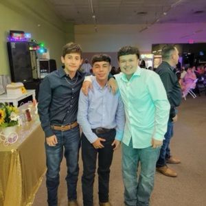 Meet your Posher, Aaron